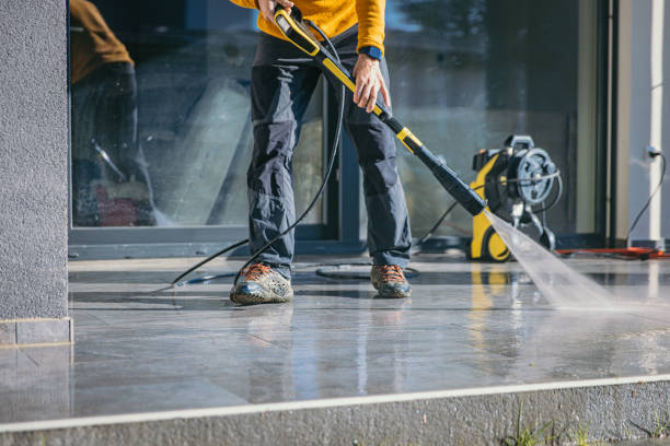 Best Concrete Pressure Washing  in Newburgh Heights, OH